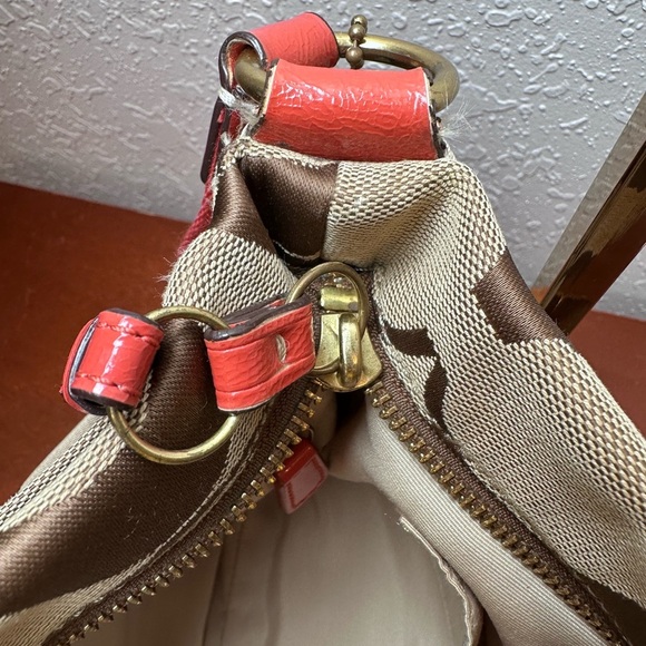 Stylish Pink and Brown Coach bag - Picture 9 of 14